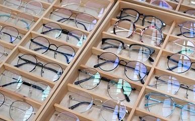 阿里眼镜联合会 创新模式引领眼镜行业变革，实现多方共赢