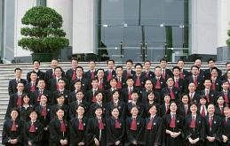 深圳龙华法律实务全面解析 刑事辩护、公司纠纷与债务处理